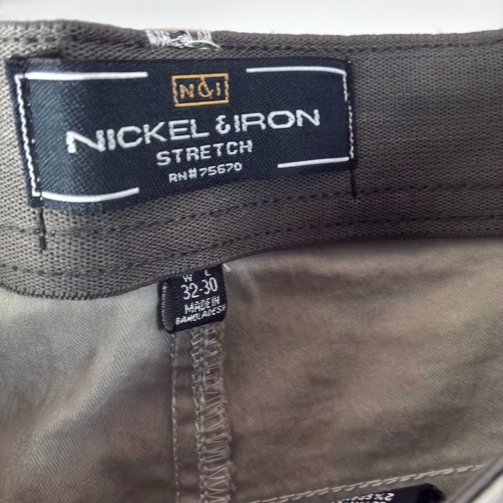 Men’s NWT Nickel & Iron Gray Chinos - Picture 3 of 4
